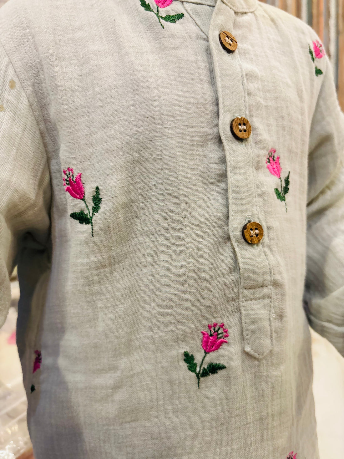 Phool kurta