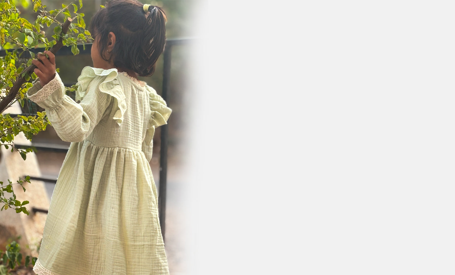 slider image slider_item_zQbiAg